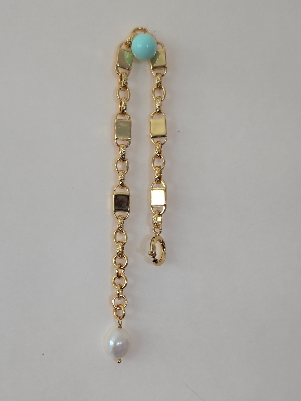 Gold Chain Bracelet with Faux Fresh Water Pearl Accent